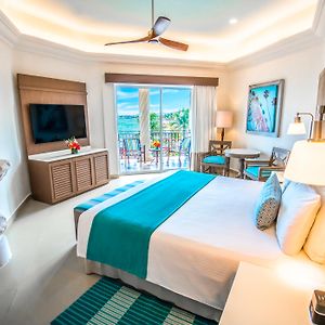 Suite Junior con Vistas al Océano